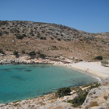 Filoxenia By Grispos Villas Schoinoussa Extérieur photo
