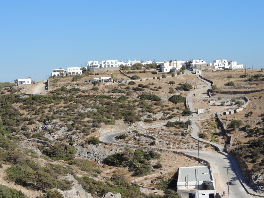 Filoxenia By Grispos Villas Schoinoussa Extérieur photo