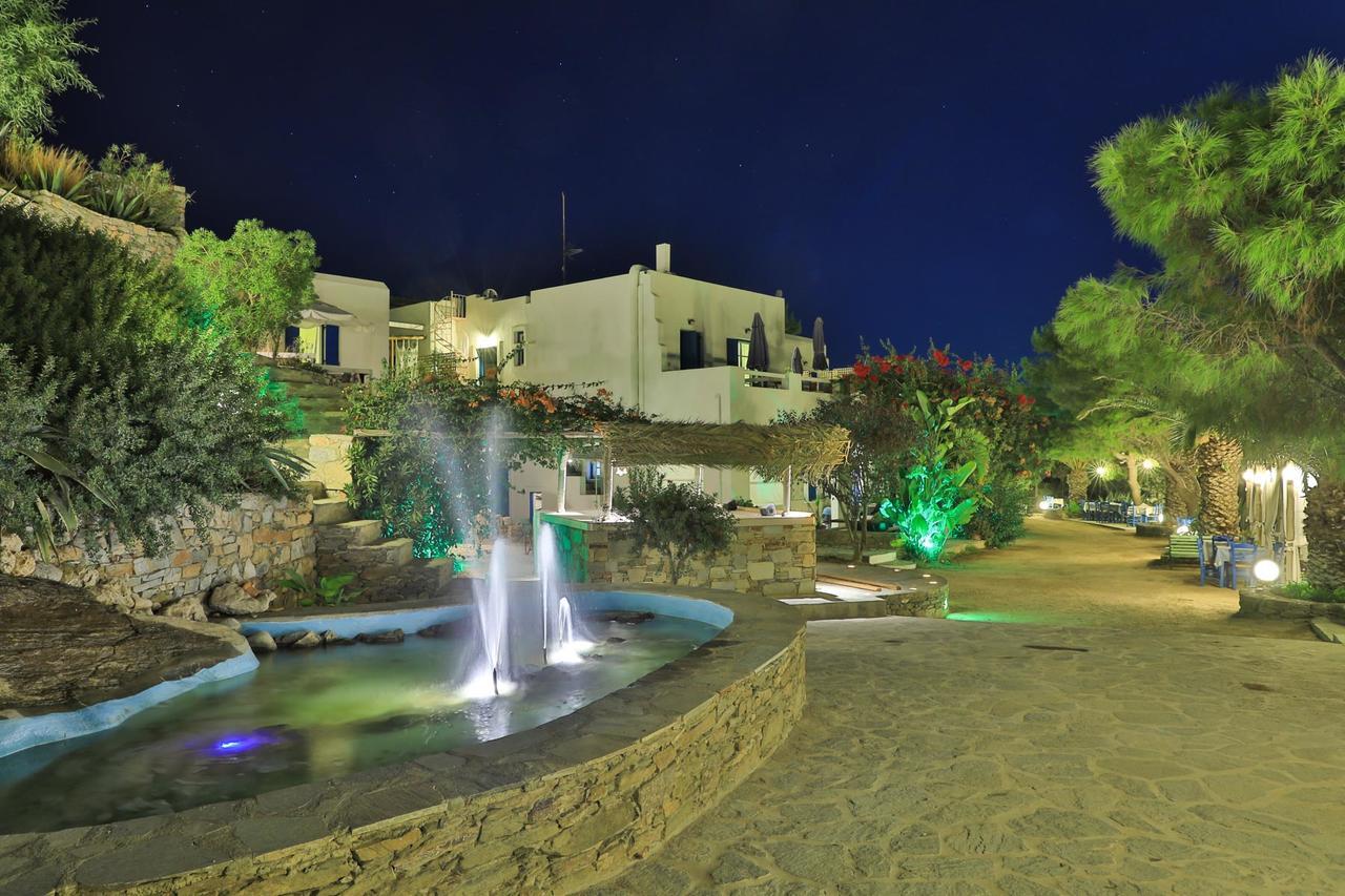 Filoxenia By Grispos Villas Schoinoussa Extérieur photo