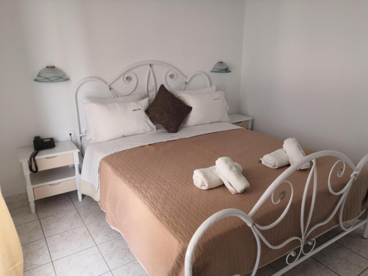 Filoxenia By Grispos Villas Schoinoussa Extérieur photo